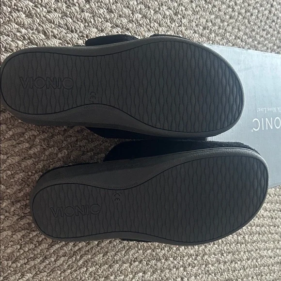 NWT Vionic Gemma Black Slippers - Picture 7 of 10